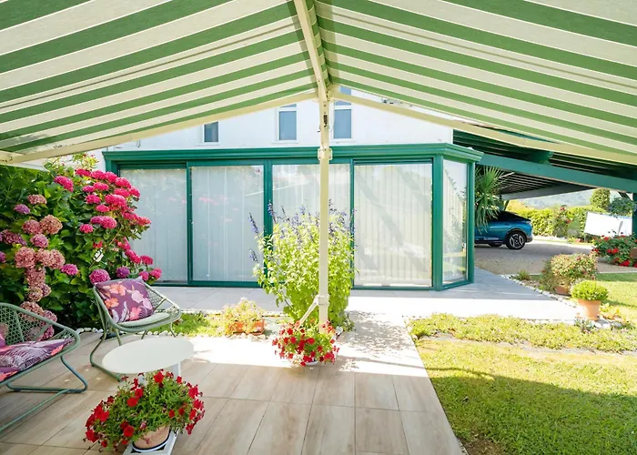 Gure Xokoa * Urrugne